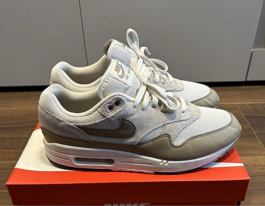 Продавам маратонки Nike Airmax 1