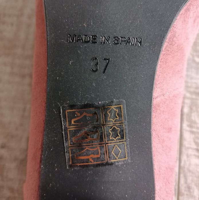 Продам новые туфли