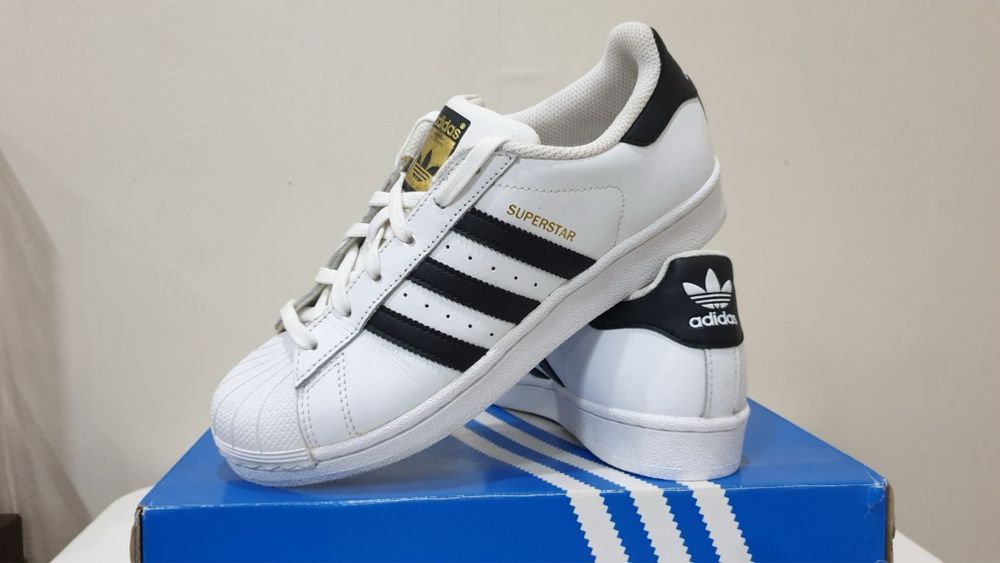 Adidas Superstar