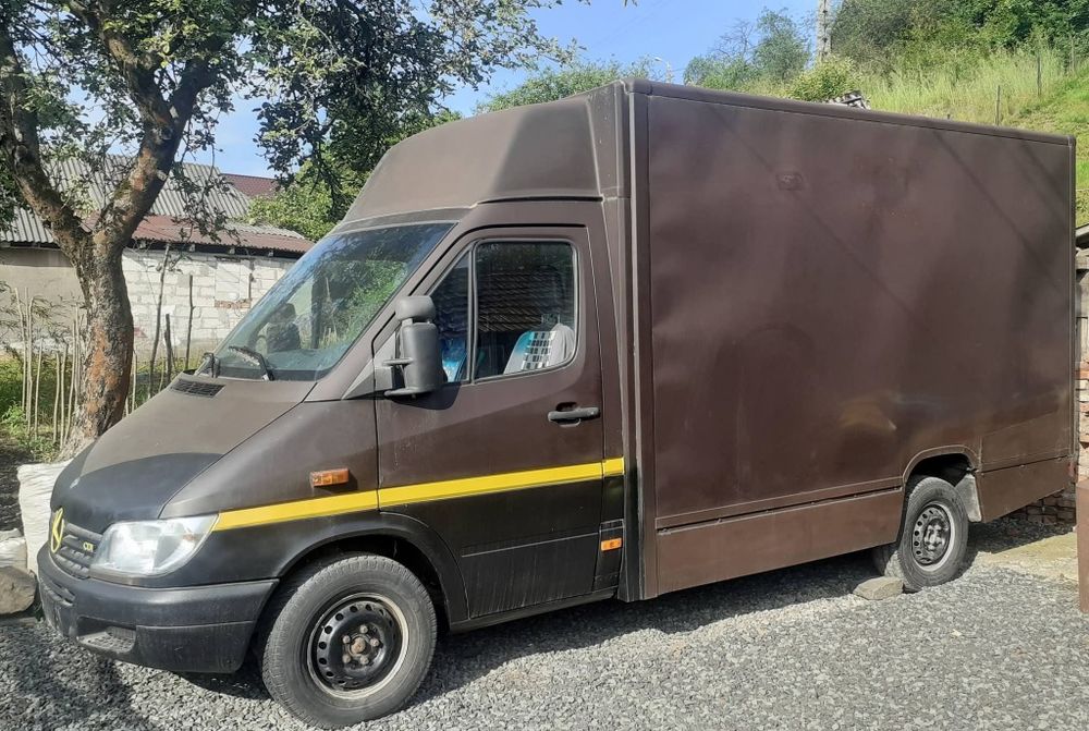 Mercedes Sprinter Cub Autorulota vulcanizare service catering