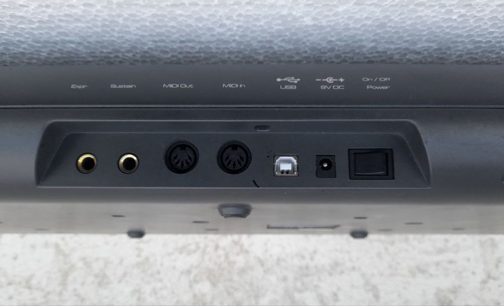 Akai Synth 49 / M-Audio Axiom 49 claviatura midi