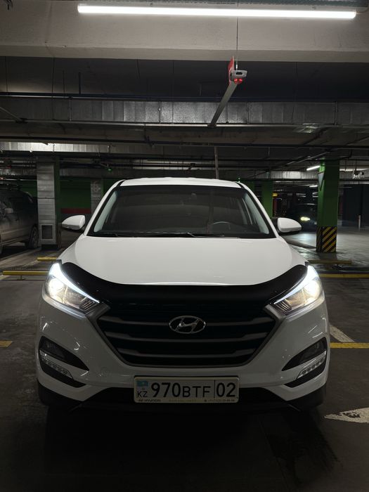 Продаю Huyndai Tucson 2016 полный привод