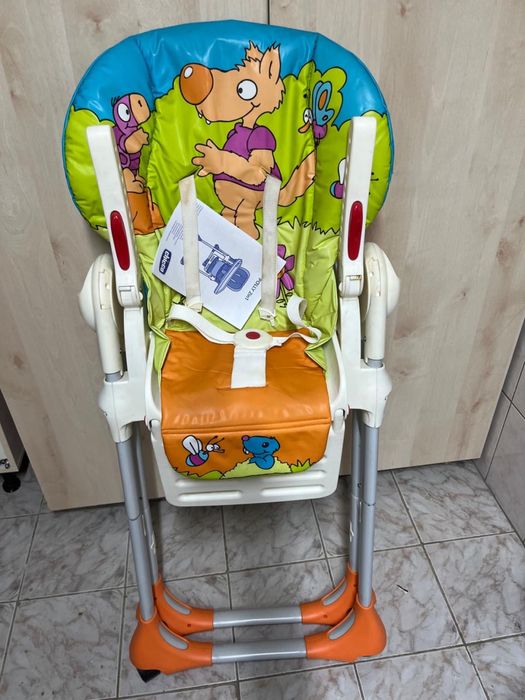 Стульчик  для кормления ребенка в хорошем состоянии