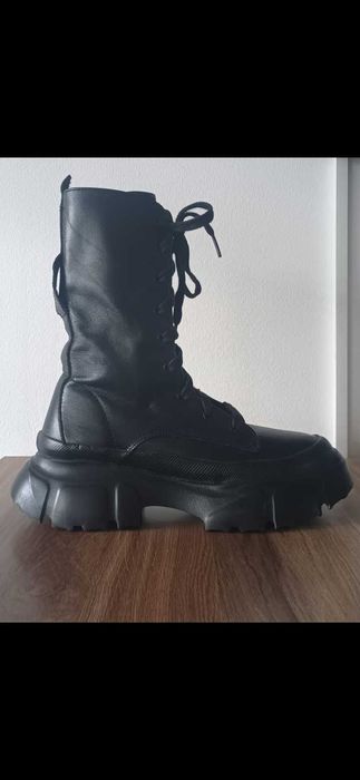 Ghete Zara,piele naturală