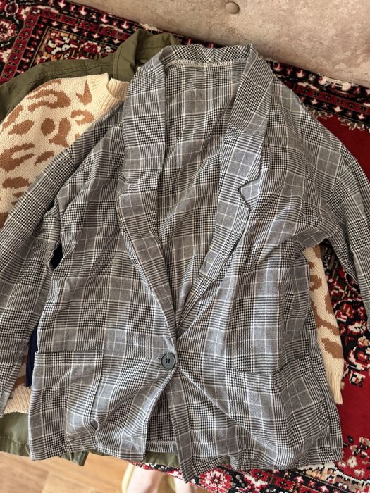 Продам пакет вещей за 8 000 тыс