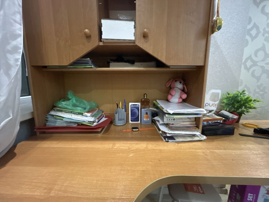 Продам стол в отличном состочнии