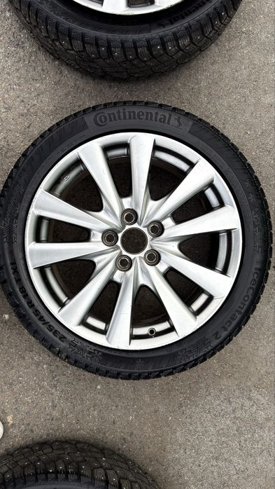 Продам комплект колес R18 от Lexus