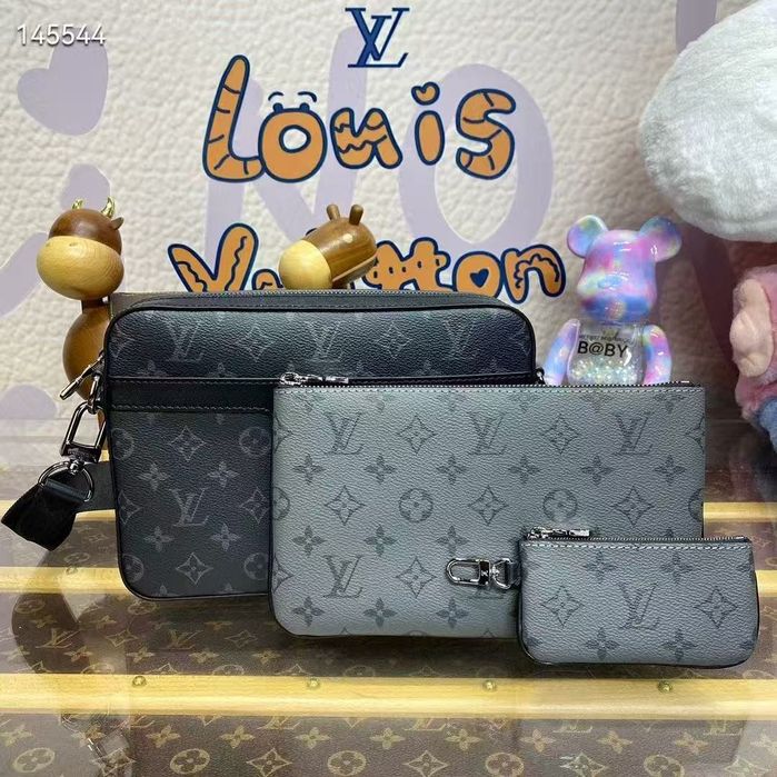 Louis Vuitton Trio Messenger