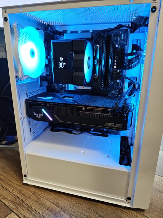 Intel I5 11400F | 16GB DDR4 | M.2 | AMD RX 5700XT 8GB