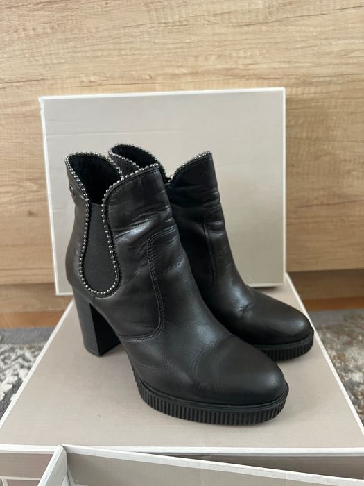 Черни кожени  боти