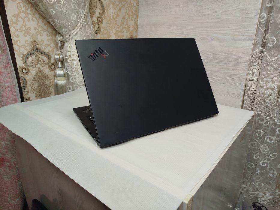 Ультратонкий и лёгкий ноутбук Lenovo Thinkpad x1 Carbon Intel Core i7