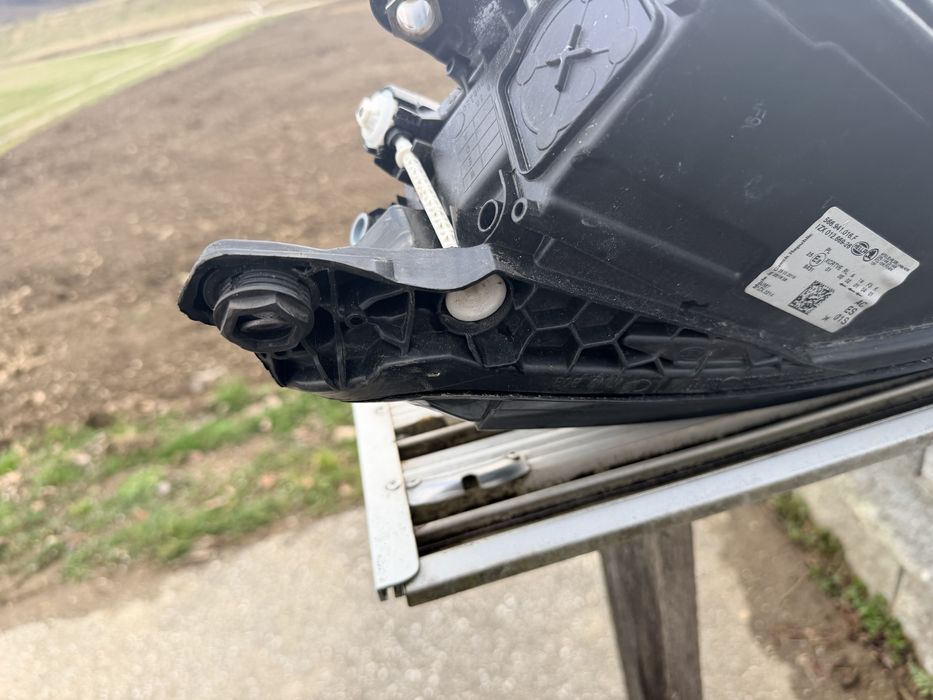 Десен фар за Skoda Kodiak 16-21