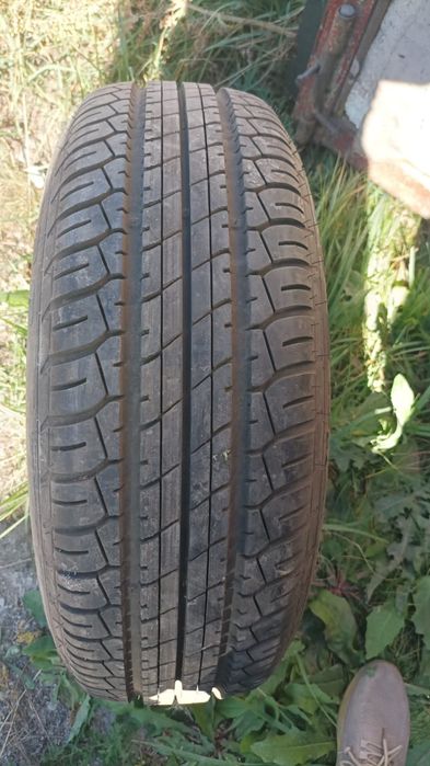 Резина 205/65R15 DUNLOP