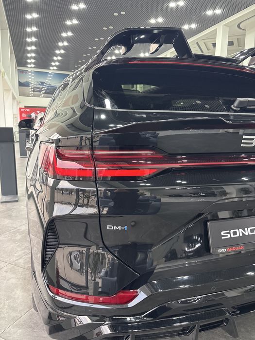 BYD Song plus uz-pride dm-i (Champion)