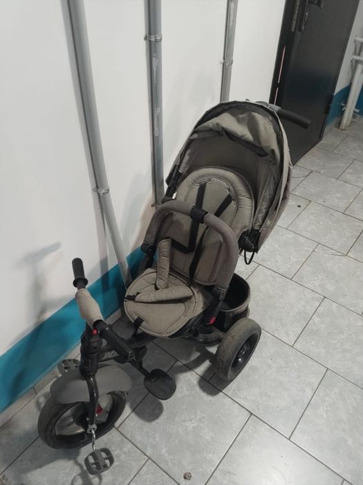 Продам детскую вело-коляску