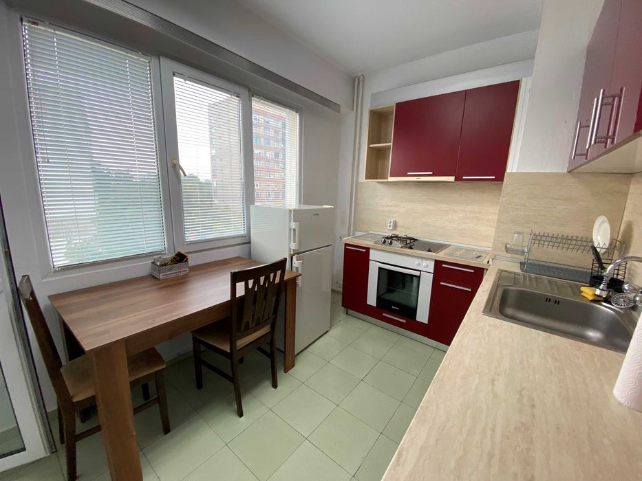 Дава се под наем Двустаен апартамент в София, Мусагеница - 65 кв.м за 565 € - Снимка #1