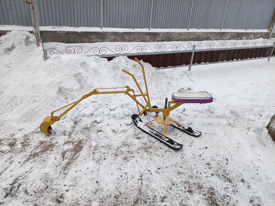 Детский металлический экскаватор 7+