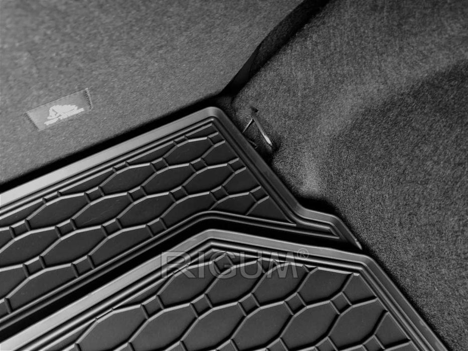 Гумени стелки или багажник NISSAN Qashqai от 2021-