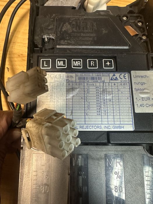 Продавам монетник NRI G46