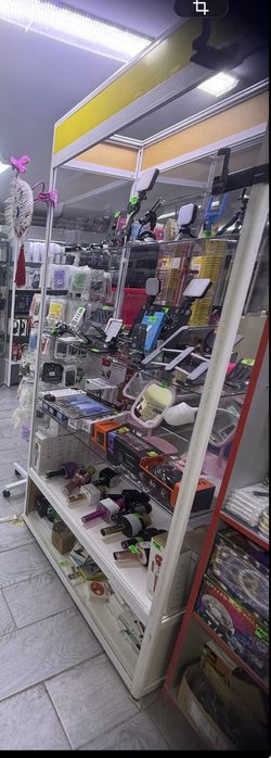 Продам витрины стекло алюминий