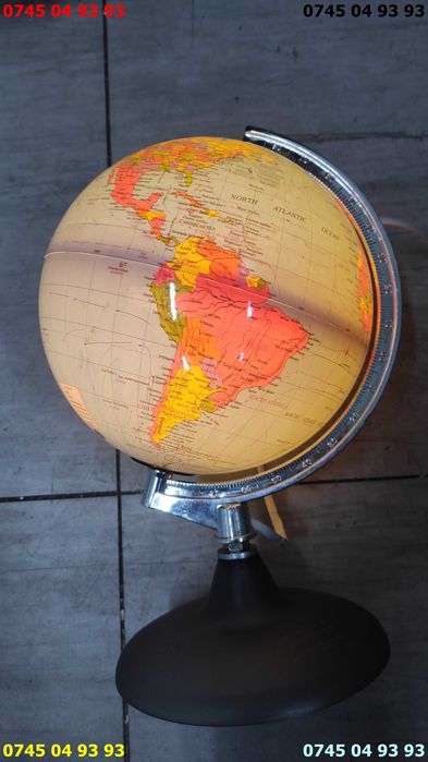 glob pamantesc 20cm in romana cu iluminare perfect functional