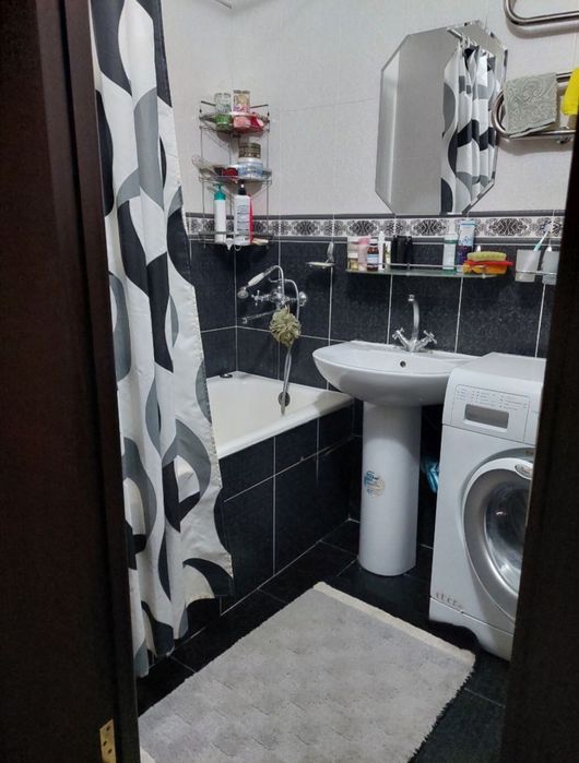Срочно Продаю 2 комнатную 65кв² в Паркентском,Султанали Машхади,Шампан