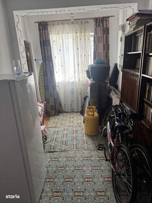 Casa 3 camere Str Penteleu