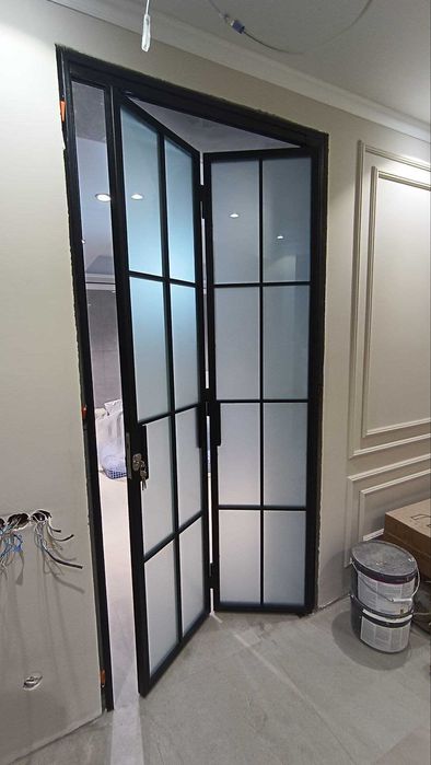 Раздвижные двери и перегородки в стиле Loft / Душевые кабины