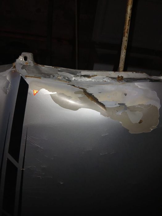 Капот на 190 Мерседес