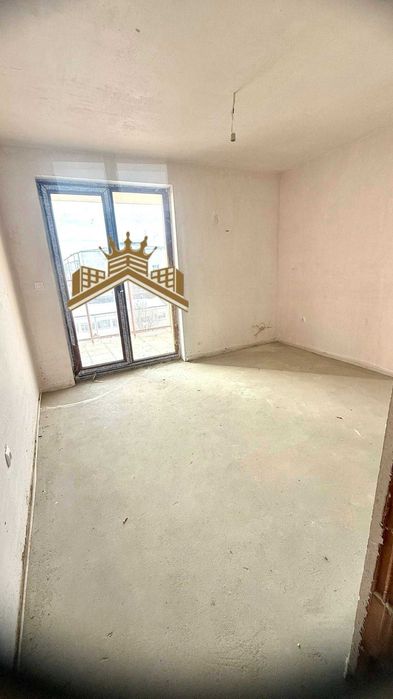 Тристаен апартамент в луксозна сграда сАКТ 16!