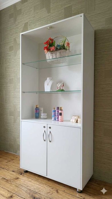 Продам витрину (шкаф)