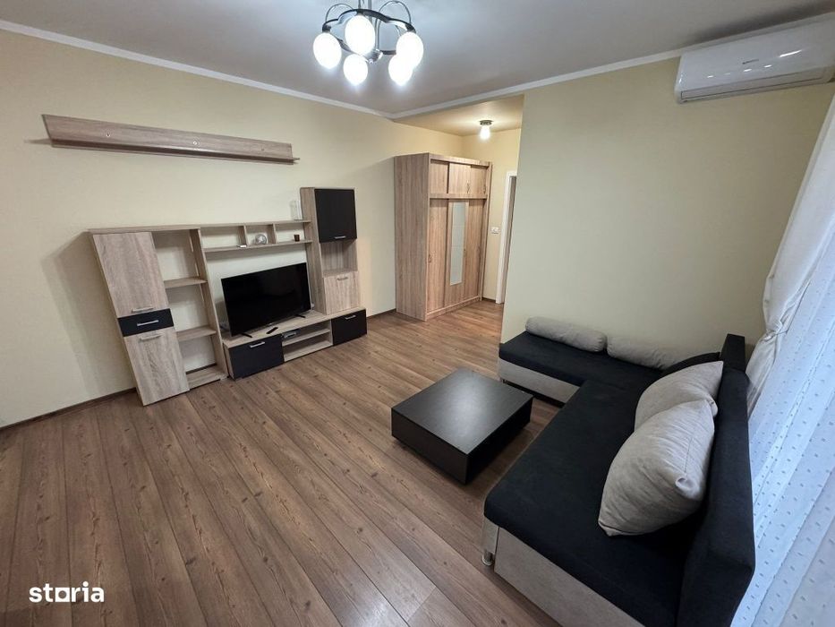 Închiriez apartament 2 camere și 2 locuri de parcare