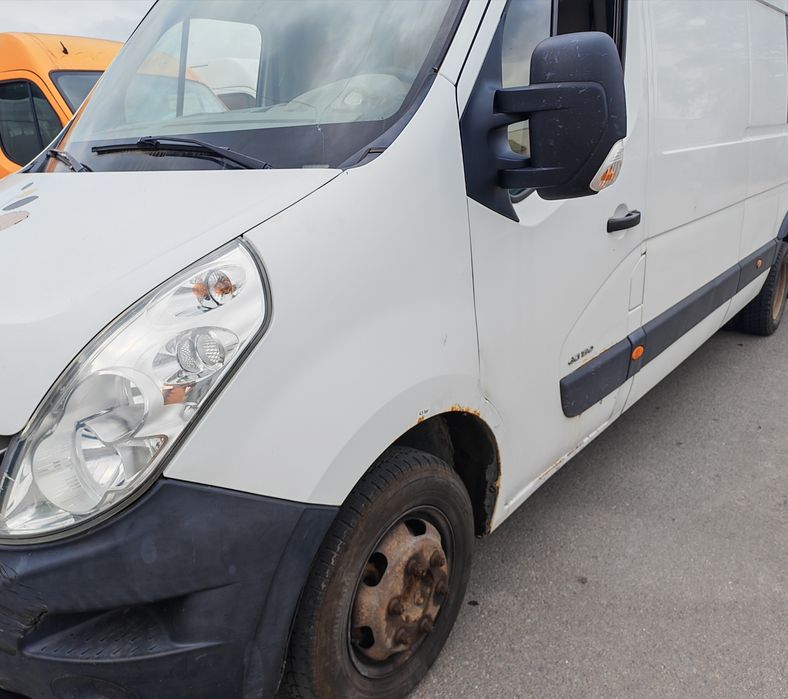 Dezmembrez Renault Master 3 tractiunea spate DCI 150