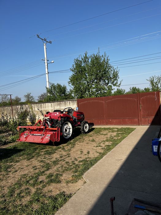 Tractor mitsubishi MTZ 21