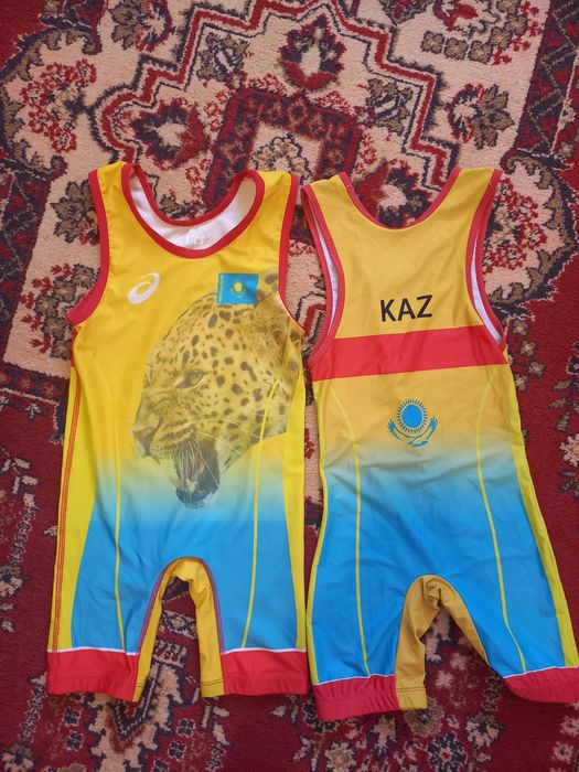 Еркін күрес киімі