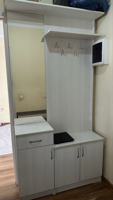 Продам Прихожая ЛДСП