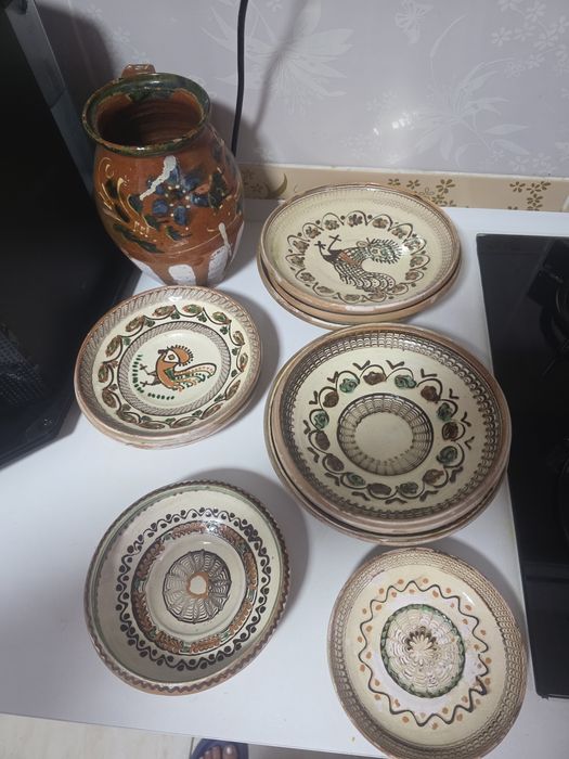 Farfurii traditionale,rucsacuri si genti dama