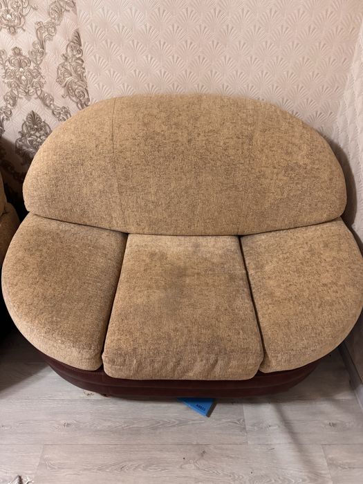 Диван для гостиной