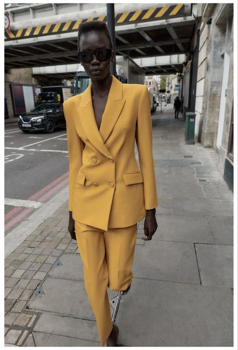 Дамски костюм ZARA