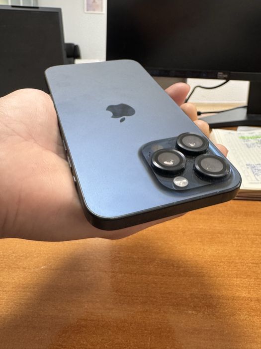 Продам 15 про макс 512гб