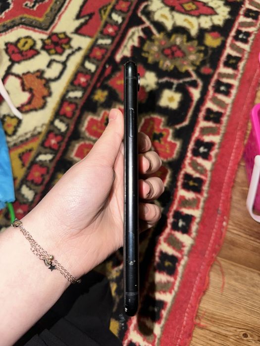 Продаю ХР, 128гб срочно