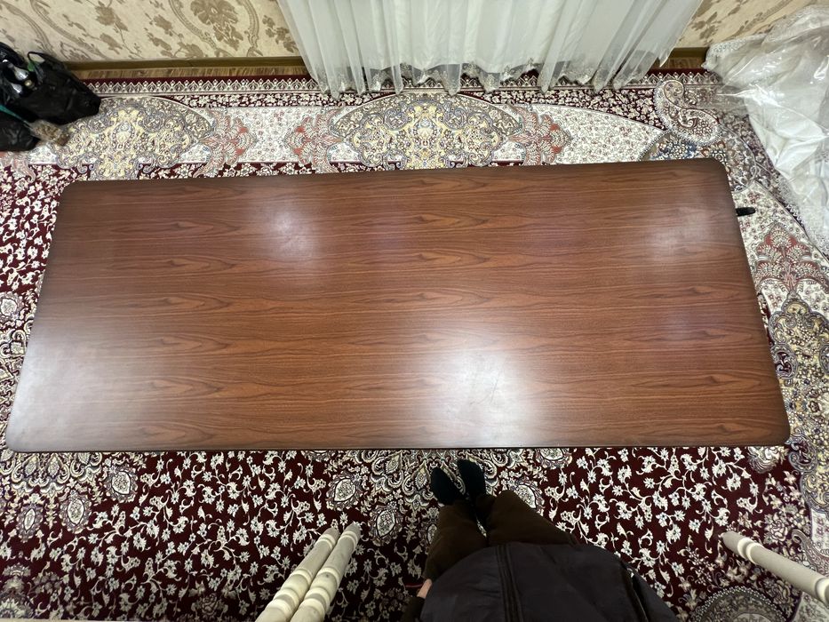 Hashamatli daraxrang stol sotiladi(xontaxta ham boladi)