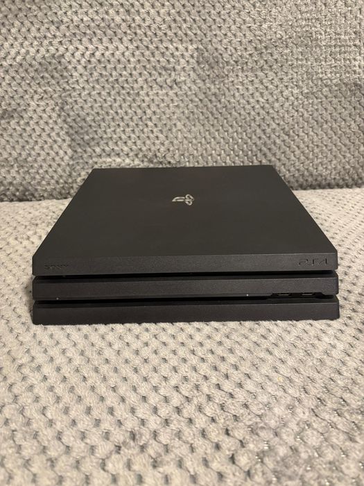 Play Station 4 Pro
