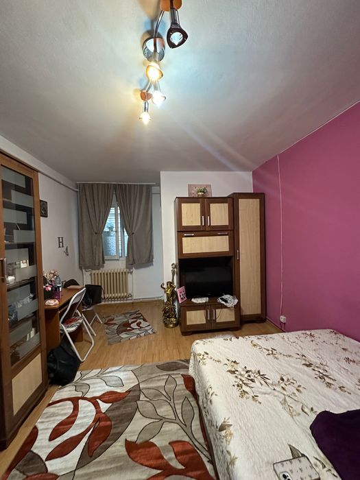 garsoniera de inchiriat