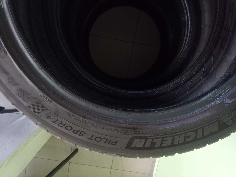 Мишелин 235 45 18 /Дот 34 18/ Пилот Спорт 4 Летни