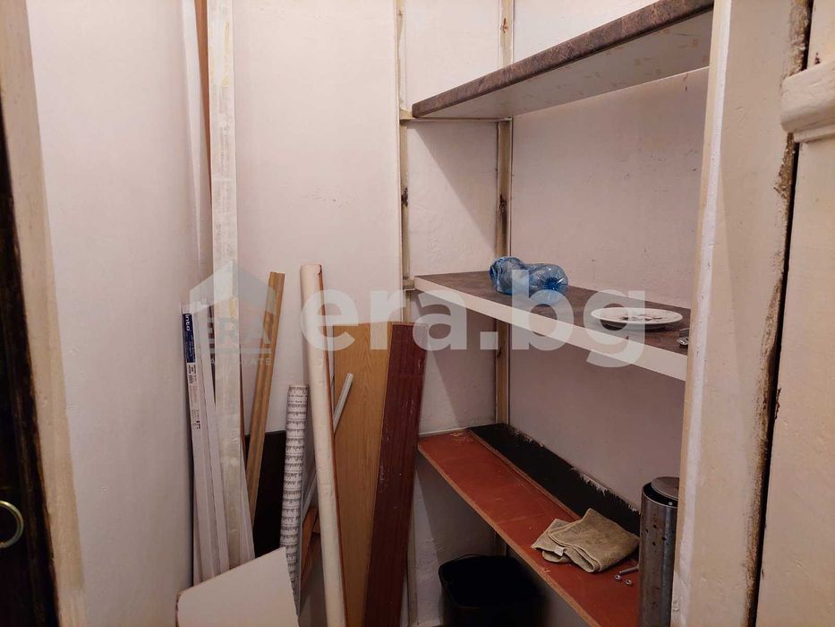 Дава се под наем Офис в Варна, Център - 75 кв.м за 700 € - Снимка #8