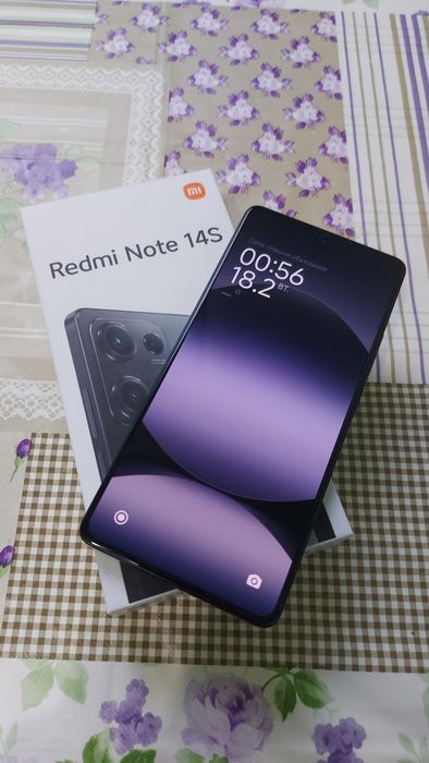 Продавам телефон Redmi Note 14S