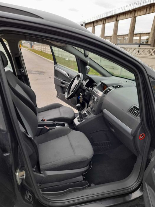 Opel Zafira 1.8 140 ps