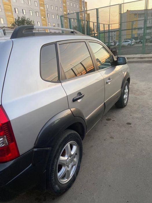 Продам машину хундай туксон