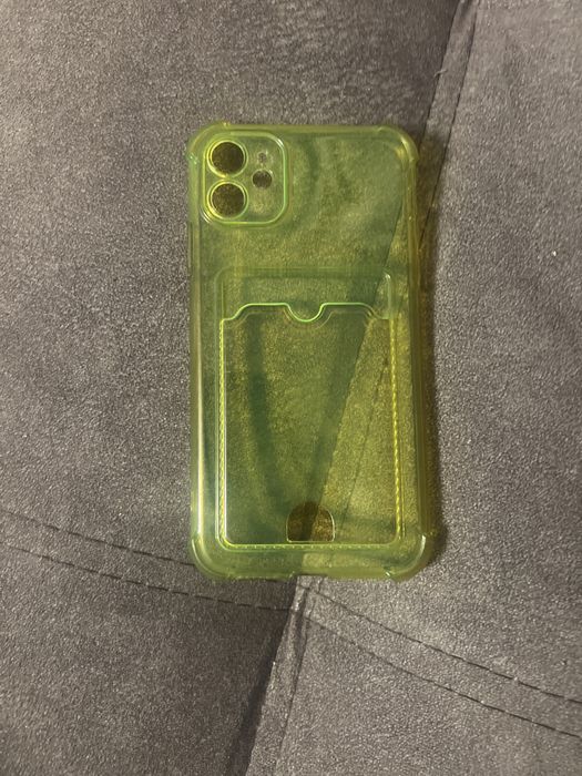 Чехол на айфон 11